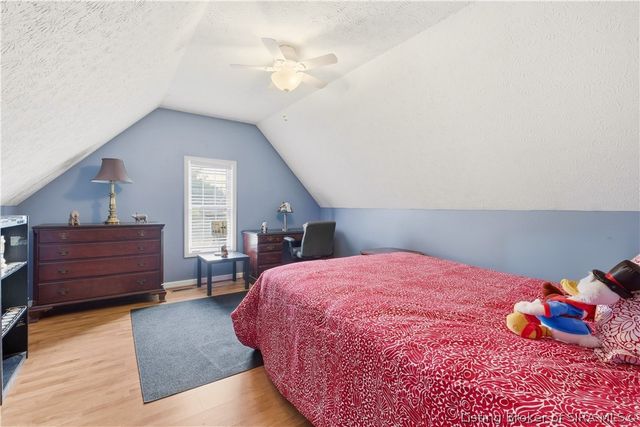 3302 Cobblers Court, New Albany, IN 47150