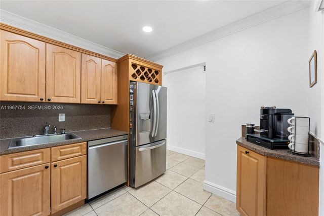 7700 Camino Real 202, Miami, FL 33143