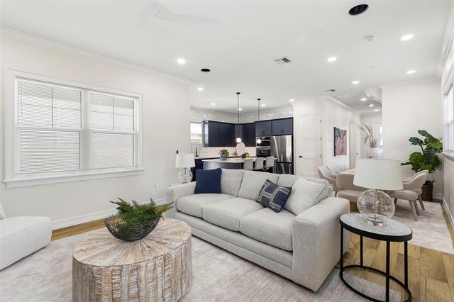 3839 71ST STREET N, St Petersburg, FL 33709