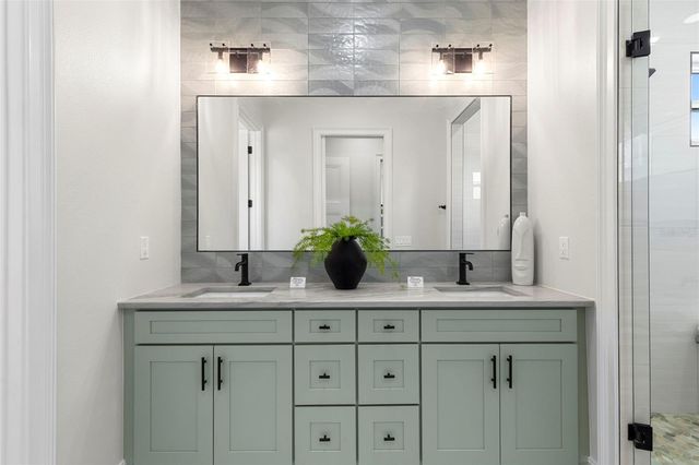 3839 71ST STREET N, St Petersburg, FL 33709