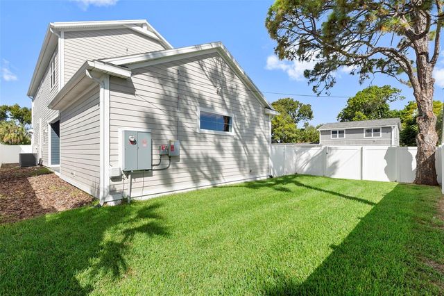 3839 71ST STREET N, St Petersburg, FL 33709
