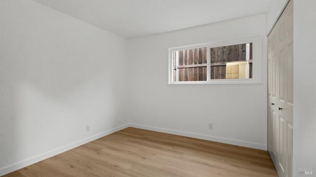 459 Meadowview Dr, Vacaville, CA 95688