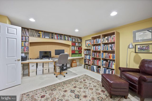 4310 NECKER AVE, Nottingham, MD 21236