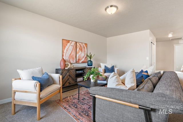 7747 E Meriwether Dr, Nampa, ID 83687