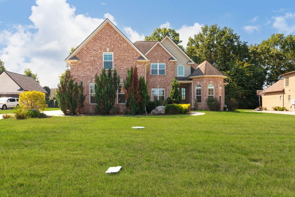 1610 Constellation Ct, Murfreesboro, TN 37129
