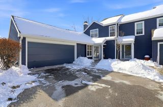 7504 Harbour Isle, Indianapolis, IN 46240