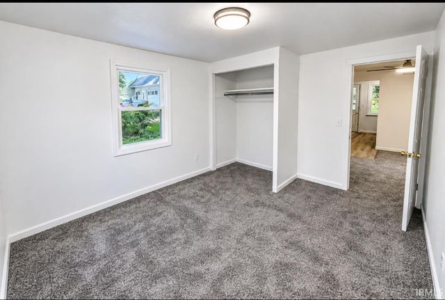 55405 Glenn Road, South Bend, IN 46628