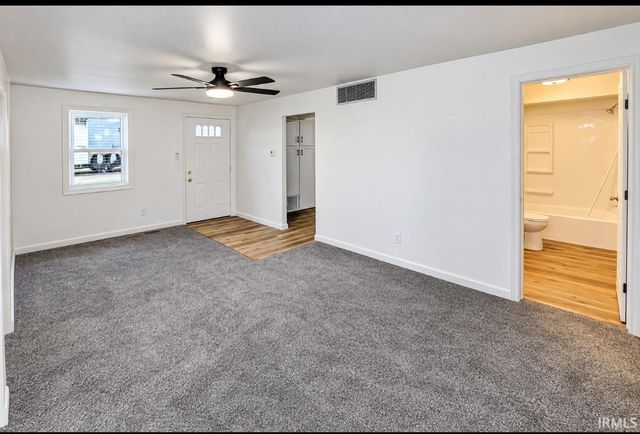 55405 Glenn Road, South Bend, IN 46628