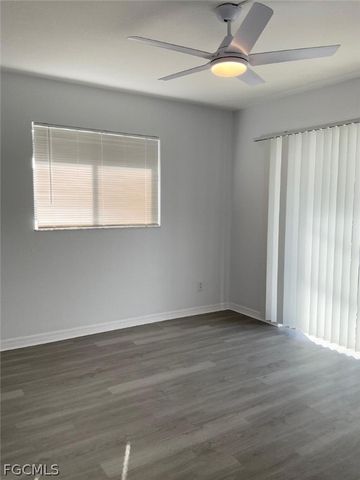 5213 SW 2nd PL, Cape Coral, FL 33914