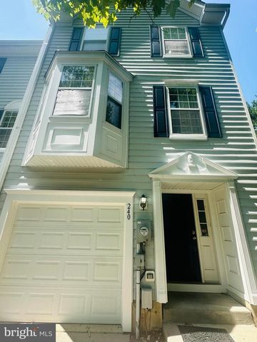 240 WILLIAM LIVINGSTON CT, Princeton, NJ 08540