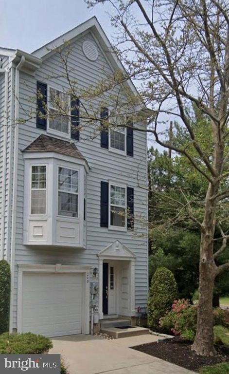 240 WILLIAM LIVINGSTON CT, Princeton, NJ 08540
