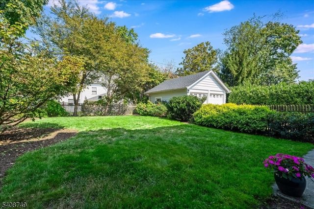 5 Inness Pl, Glen Ridge Boro Twp., NJ 07028