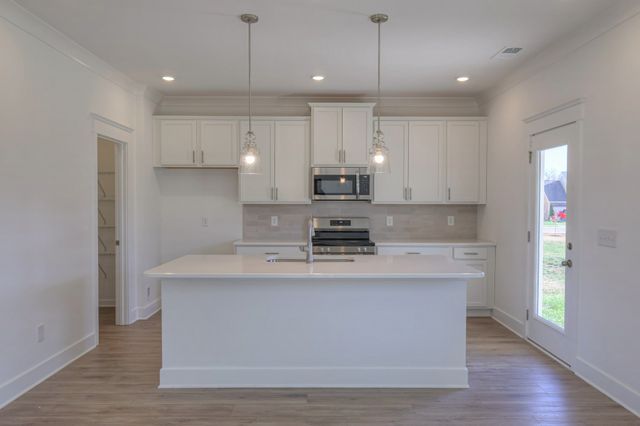 411 Duchess Blvd, Gallatin, TN 37066