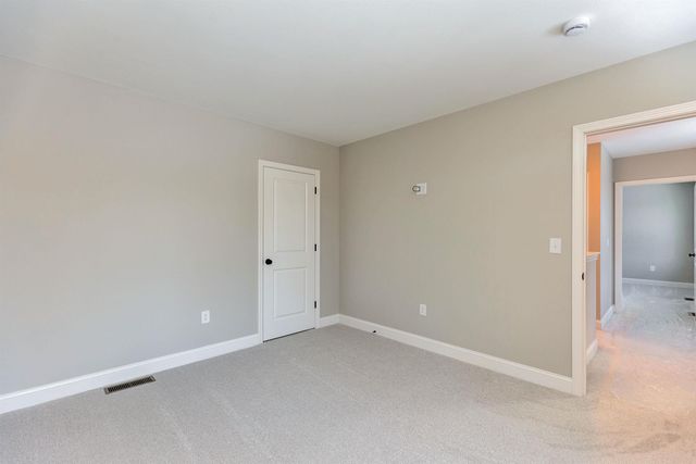 37 Reed Road, Sandown, NH 03873