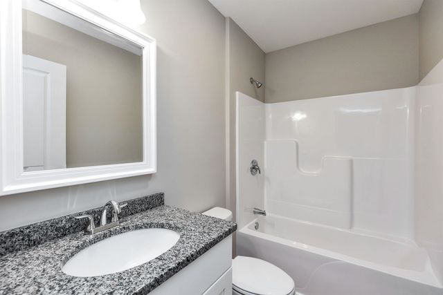 37 Reed Road, Sandown, NH 03873