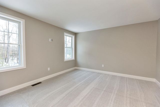 37 Reed Road, Sandown, NH 03873