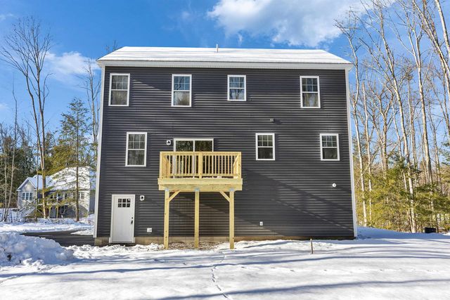 37 Reed Road, Sandown, NH 03873