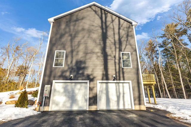 37 Reed Road, Sandown, NH 03873