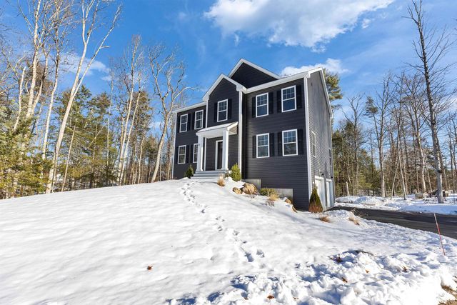 37 Reed Road, Sandown, NH 03873