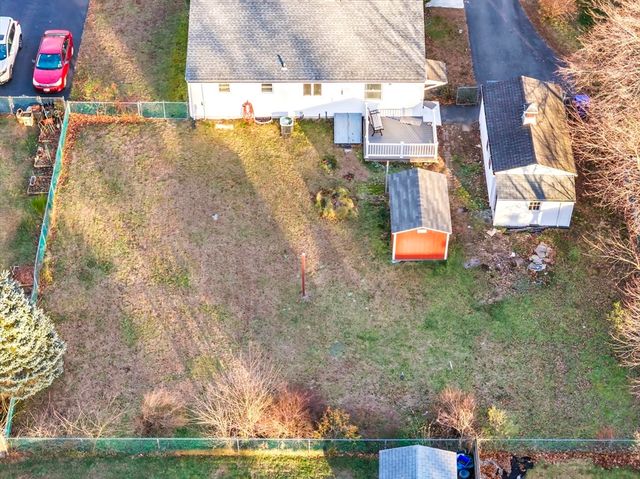 82 Louis Rd, Springfield, MA 01118