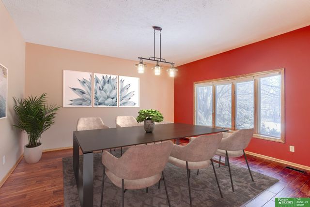 9404 Valaretta Drive, Gretna, NE 68028