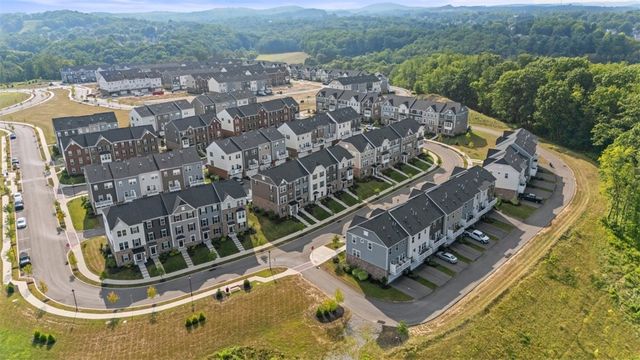 315 Caledonia Pl, Cranberry Twp, PA 16066