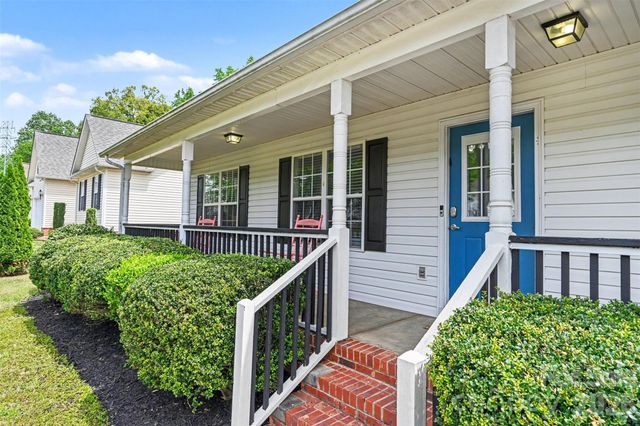 737 Golden Bell Drive, Rock Hill, SC 29732