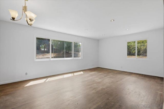 860 Magarian Rd, Fallbrook, CA 92028