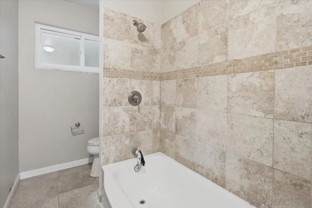 860 Magarian Rd, Fallbrook, CA 92028