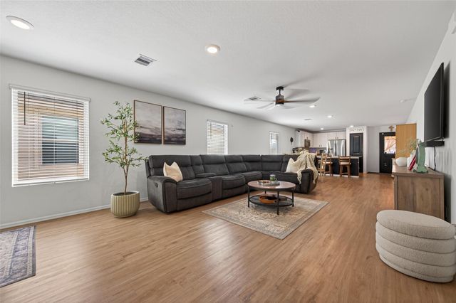 18959 Jasper Ridge Drive, Hockley, TX 77447