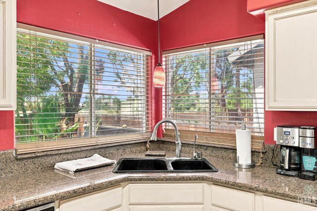 4723 Marsh Hawk, Bakersfield, CA 93312