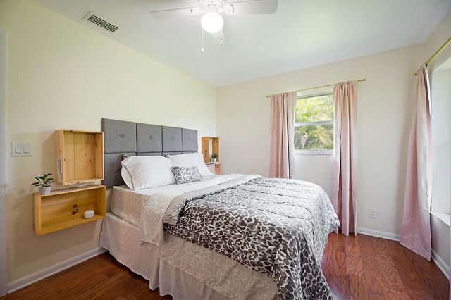 359 W D Road 1a, Loxahatchee Groves, FL 33470