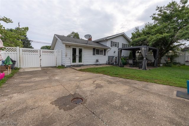 13473 Donald Drive, Brook Park, OH 44142
