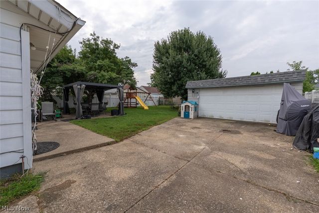 13473 Donald Drive, Brook Park, OH 44142