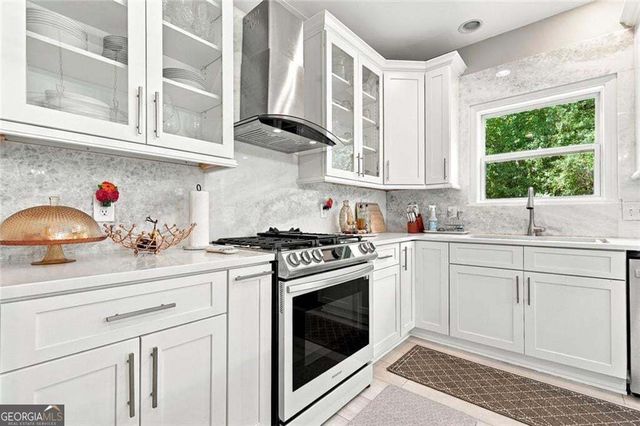 6190 Vista Crossing Way, Cumming, GA 30028