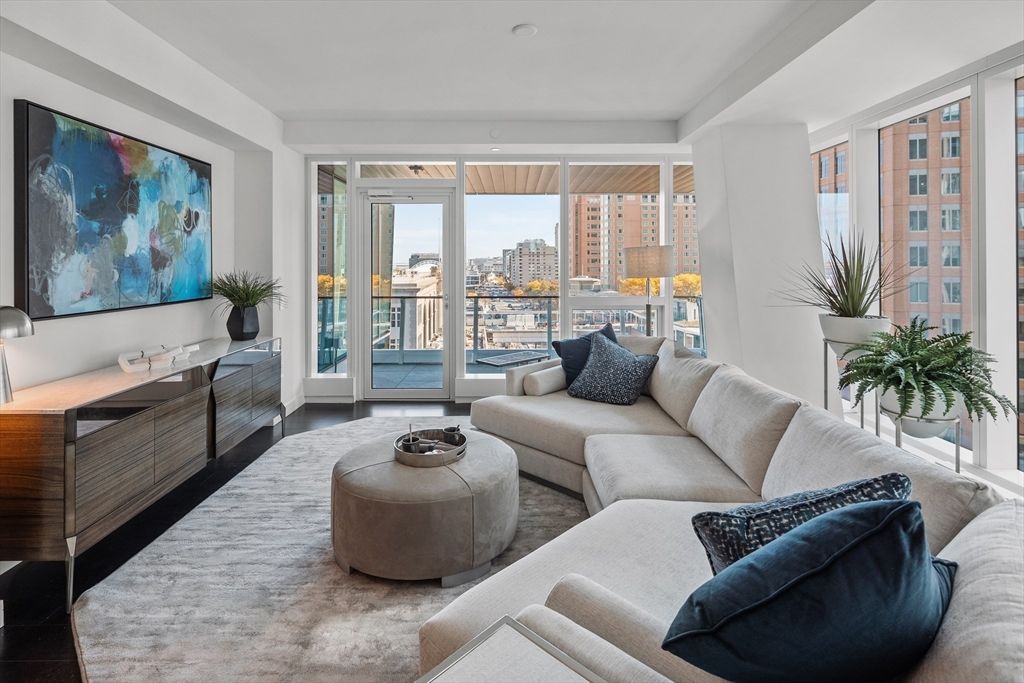 150 Seaport Blvd 12G, Boston, MA 02210