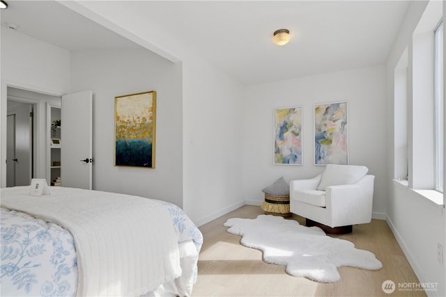 527 N 200th Street, Shoreline, WA 98133