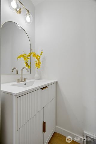 527 N 200th Street, Shoreline, WA 98133