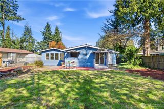 527 N 200th Street, Shoreline, WA 98133