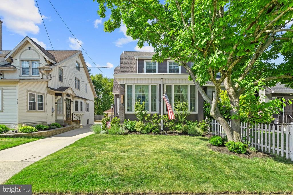 208 HADDON AVE, Collingswood, NJ 08108