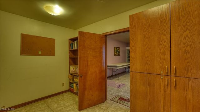 227 S 5th Street, Byesville, OH 43723