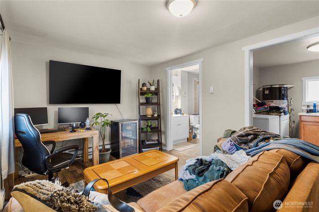 5428 S Cedar St, Tacoma, WA 98409