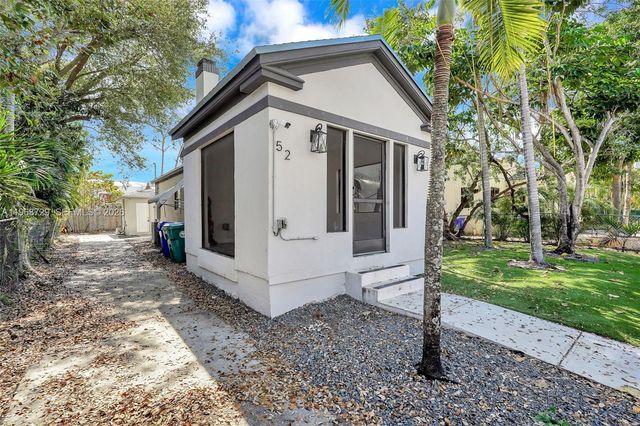 52 NW 47 0, Miami, FL 33127