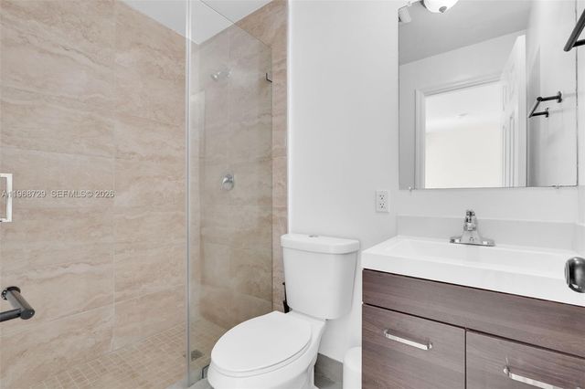 52 NW 47 0, Miami, FL 33127