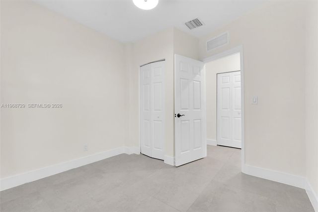 52 NW 47 0, Miami, FL 33127