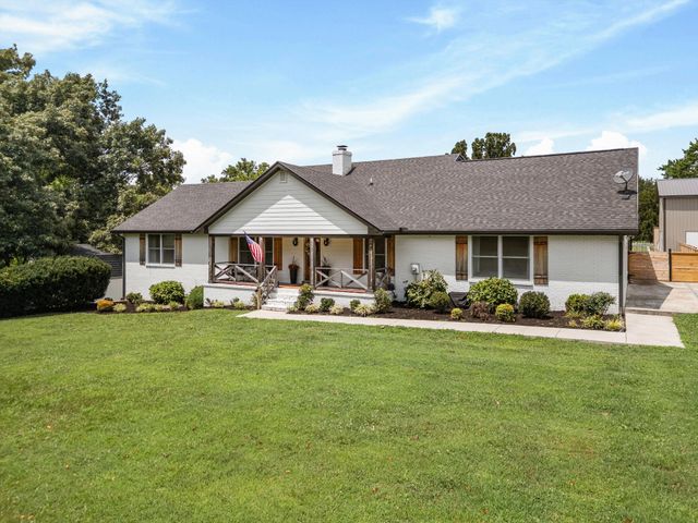 459 Bowling Branch Rd, Cottontown, TN 37048