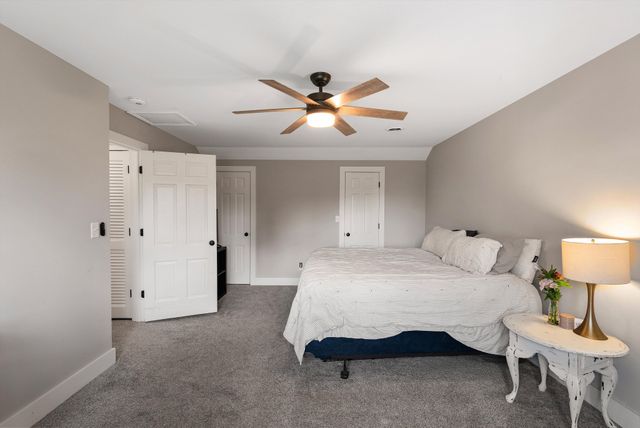 459 Bowling Branch Rd, Cottontown, TN 37048