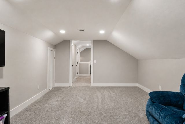 459 Bowling Branch Rd, Cottontown, TN 37048