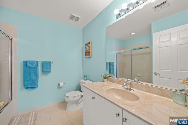 177 Winchester Court 262, Clifton, NJ 07013