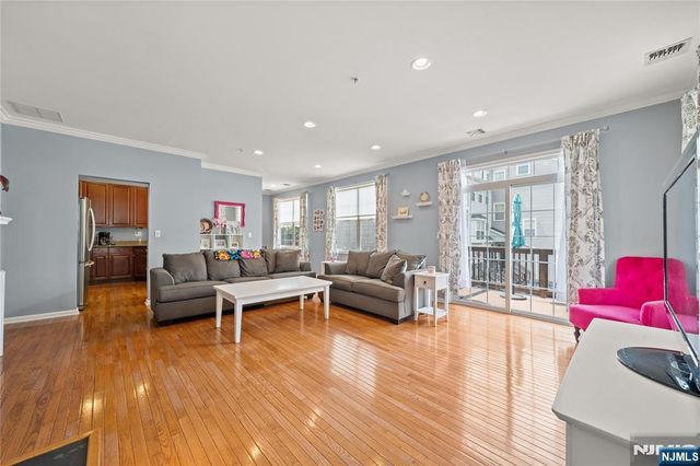 177 Winchester Court 262, Clifton, NJ 07013